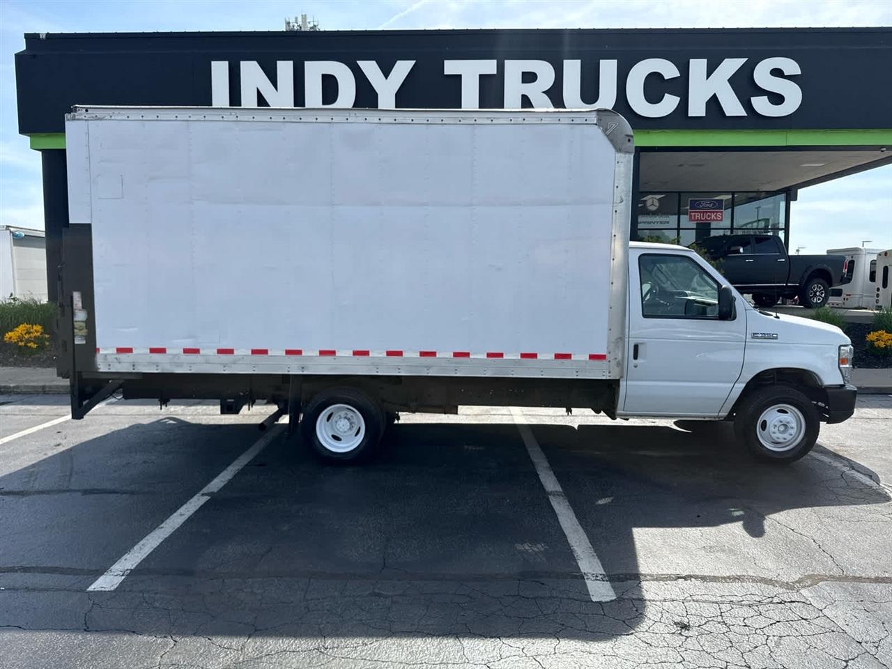 2018 Ford Econoline 