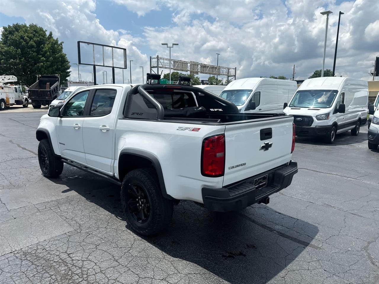 View vehicle photo 6