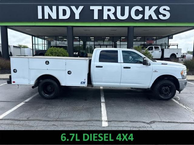 Bright White Clearcoat 2024 RAM 3500 Chassis Pickup Truck Four-Wheel Drive 6-Speed Automatic
