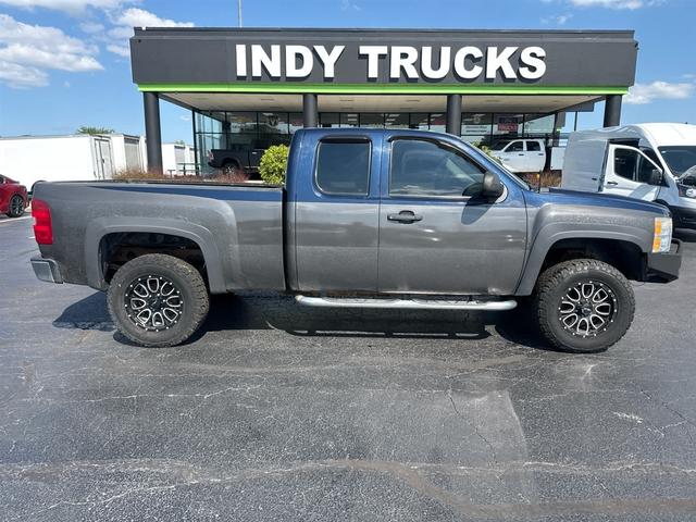 Imperial Blue Metallic 2010 Chevrolet Silverado 1500 Pickup Truck Four-Wheel Drive 4-Speed Automatic