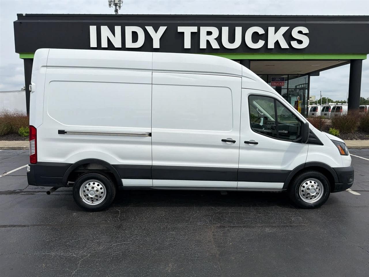 2023 Ford Transit 