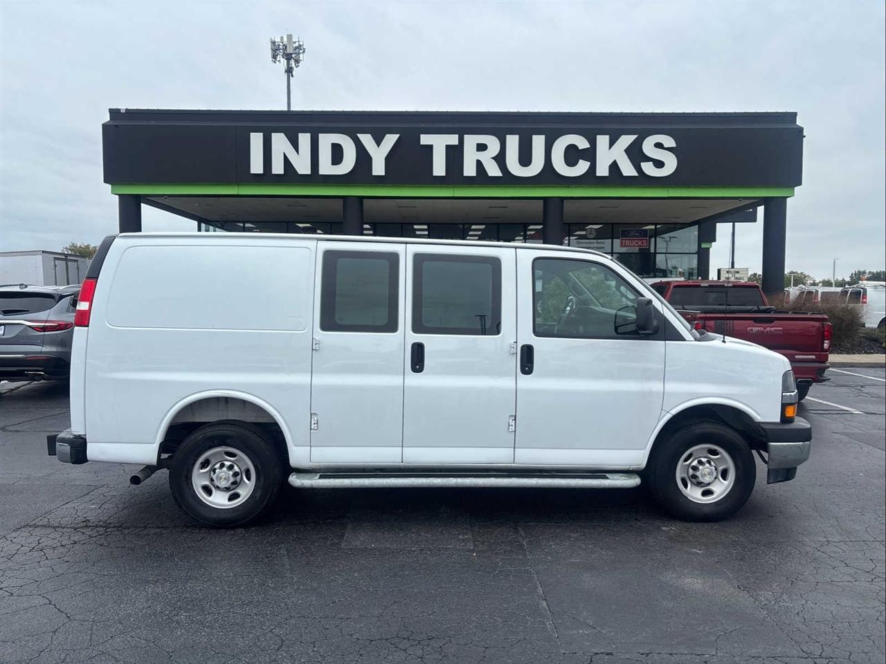 2025 Chevrolet Express 