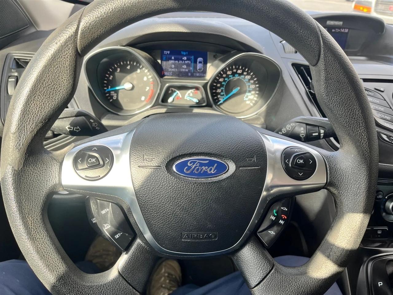 Ford Escape  2013