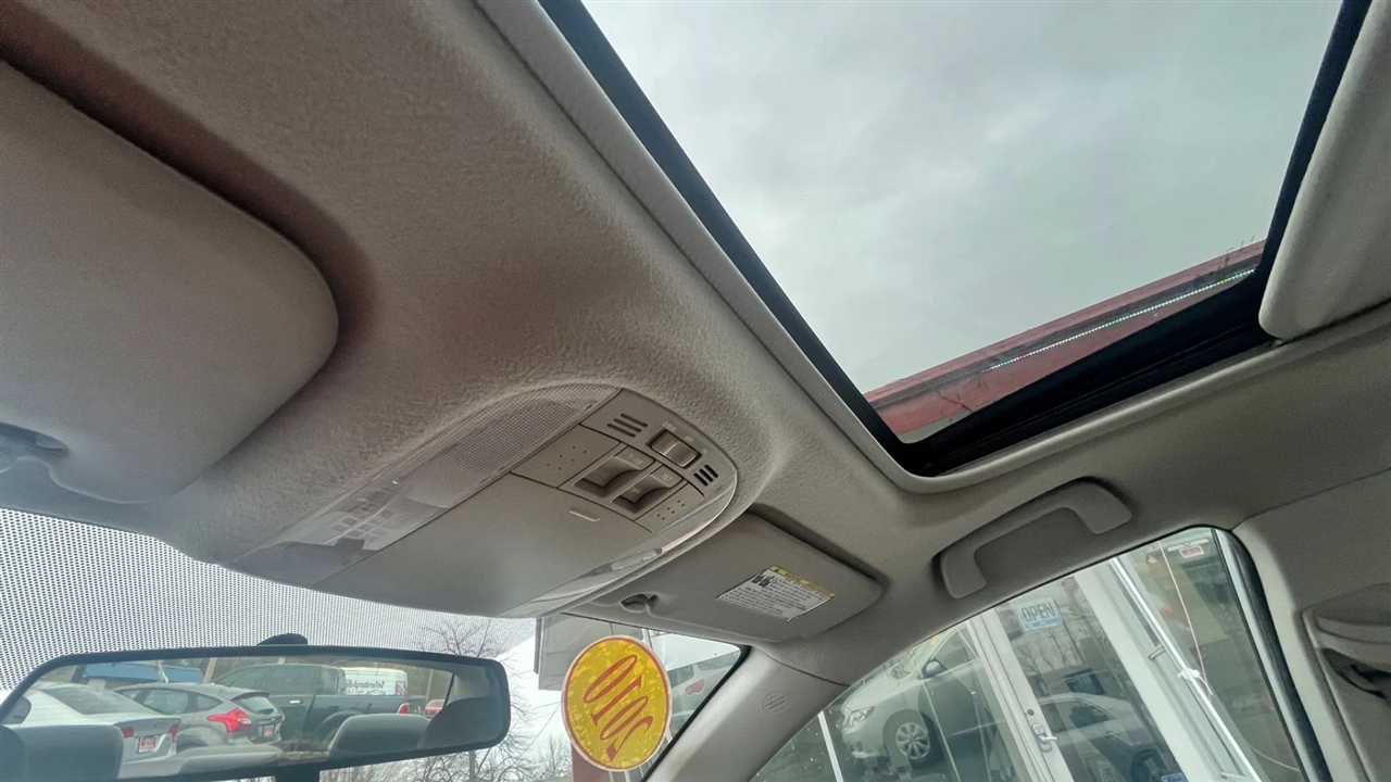 Toyota Corolla  2010