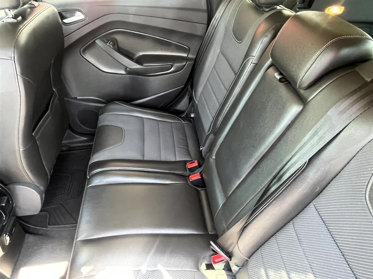 Ford Escape  2013