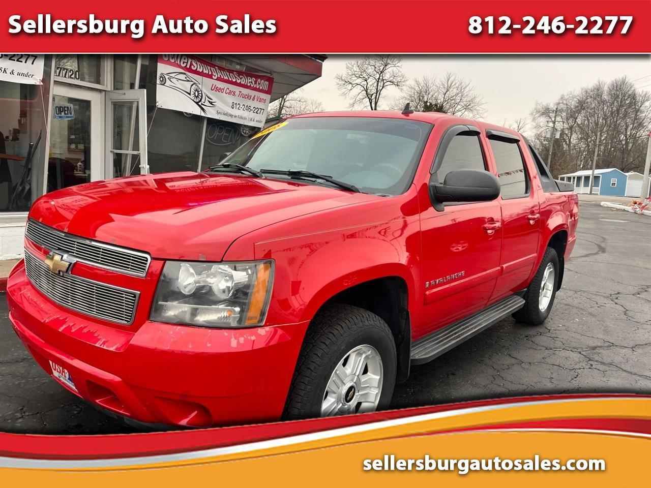2008 Chevrolet Avalanche LS Sport Utility Pickup 4D 5 1/4 ft