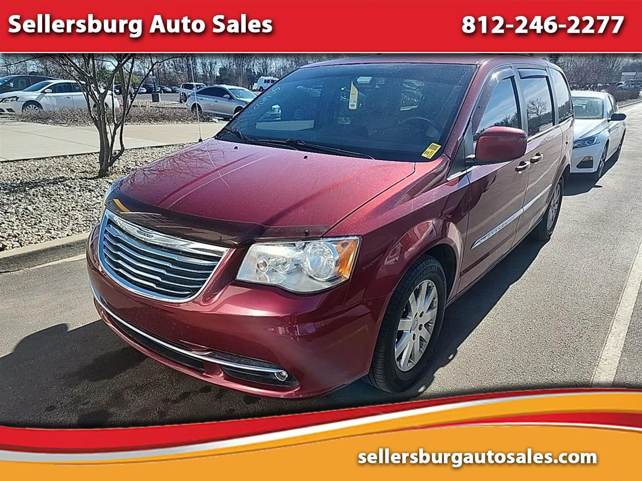 2014 Chrysler Town & Country Touring Minivan 4D