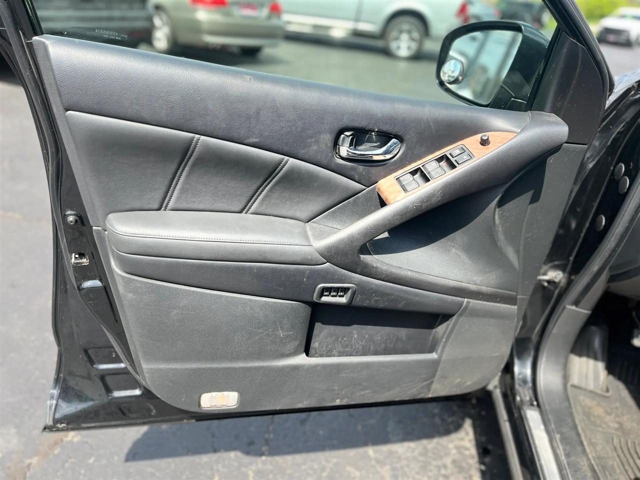 Nissan Murano  2012