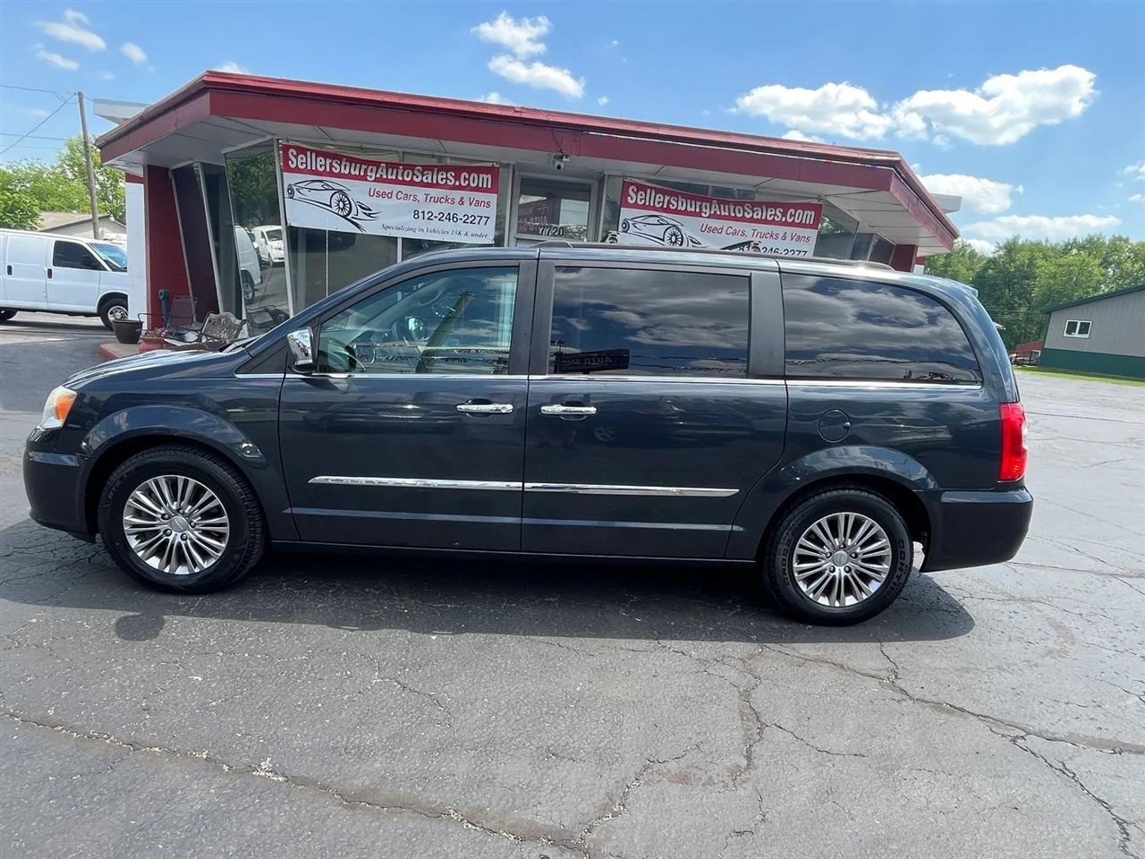 Chrysler Town & Country  2014