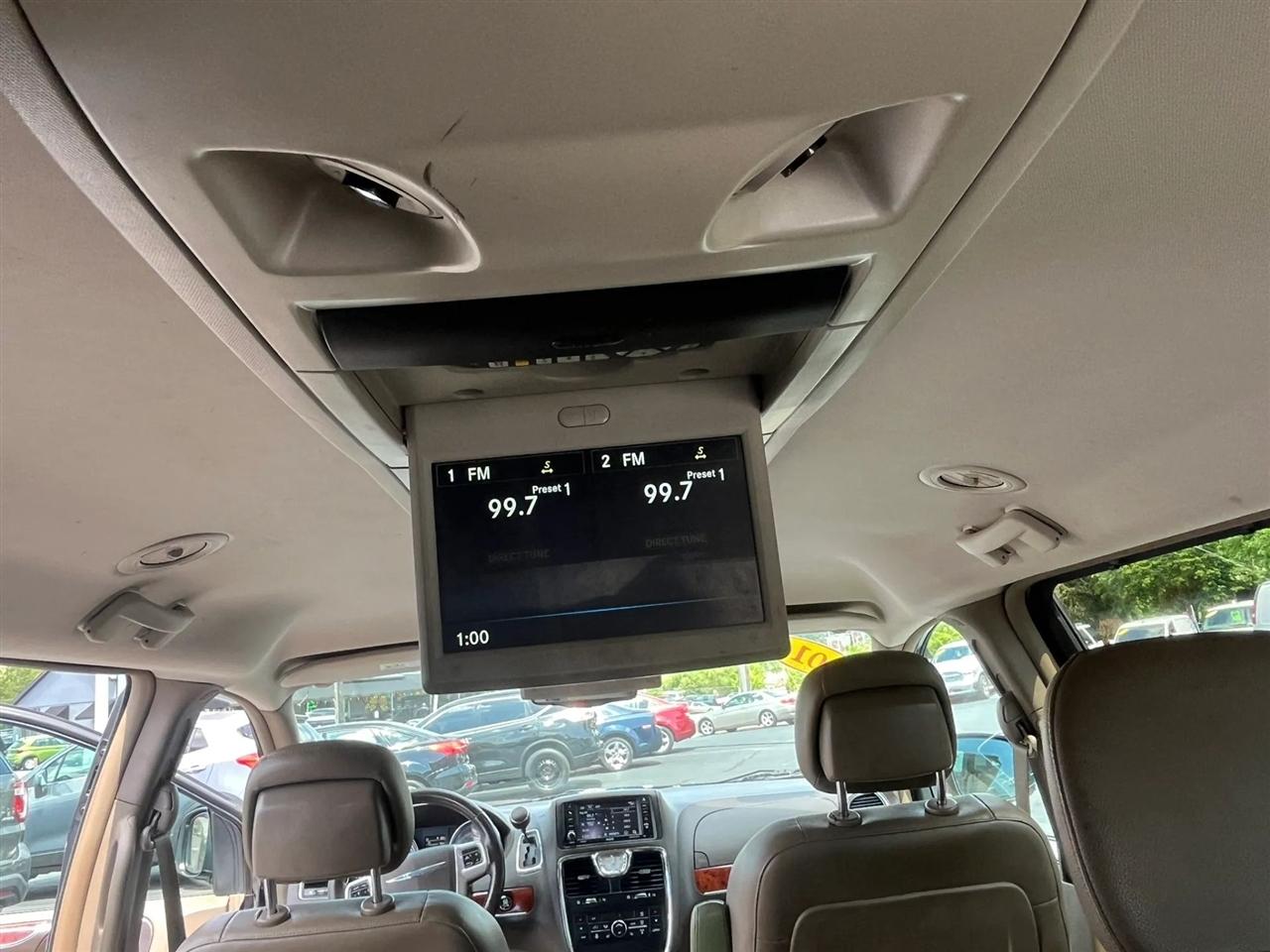 Chrysler Town & Country  2014