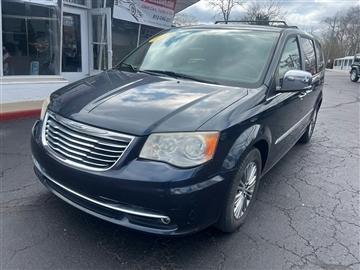 2014 Chrysler Town & Country 