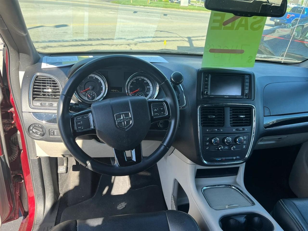 Dodge Grand Caravan  2017