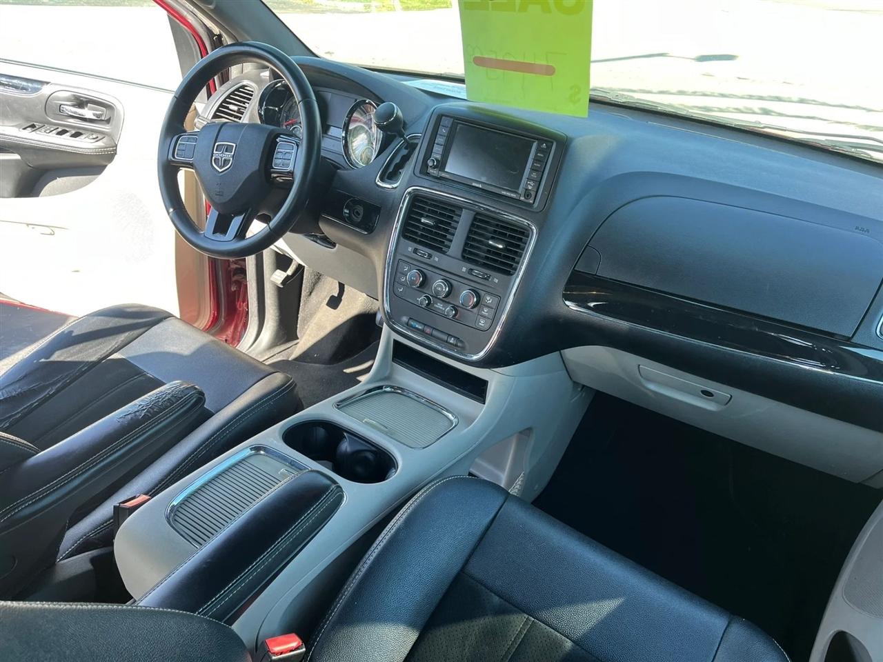 Dodge Grand Caravan  2017