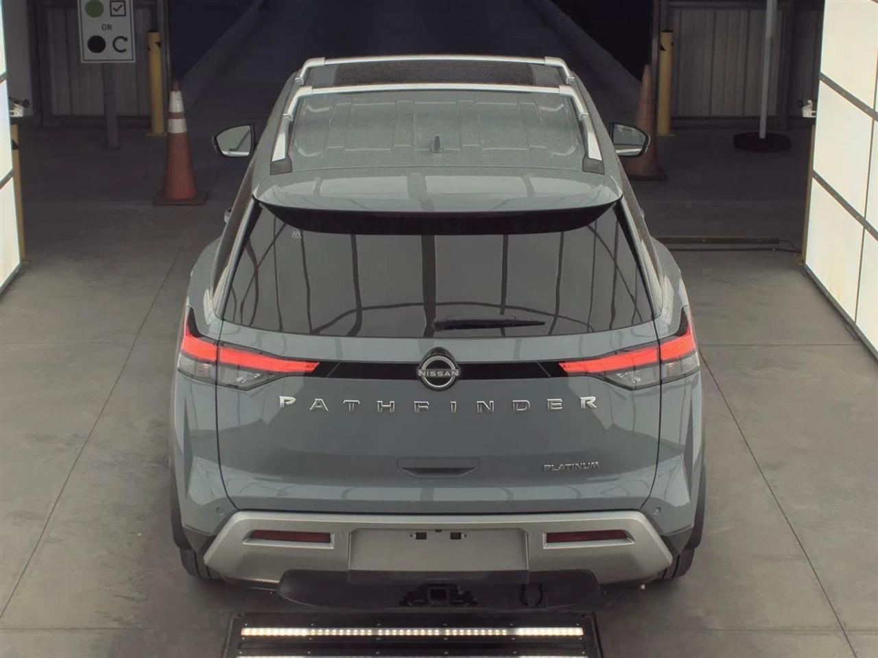 Nissan Pathfinder  2025