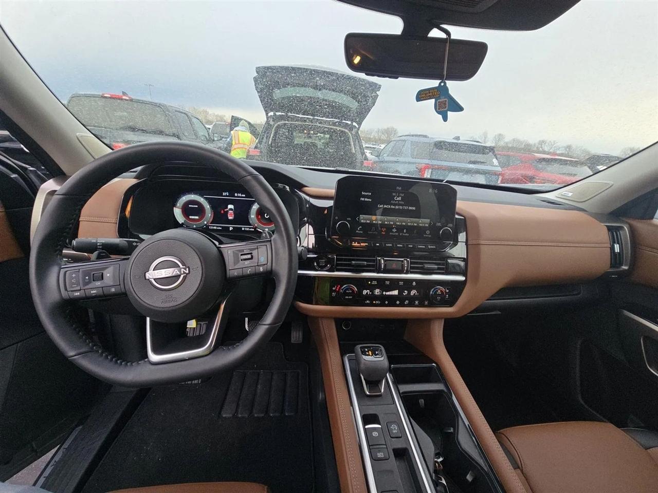 Nissan Pathfinder  2025