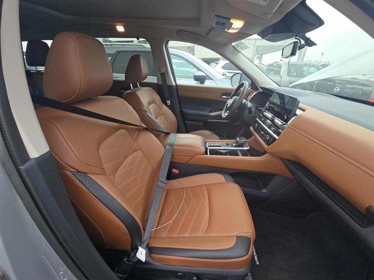 Nissan Pathfinder  2025