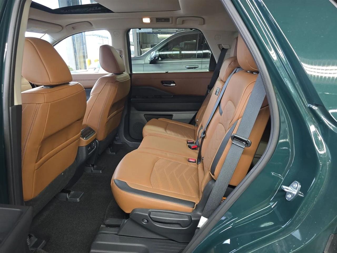 Nissan Pathfinder  2025