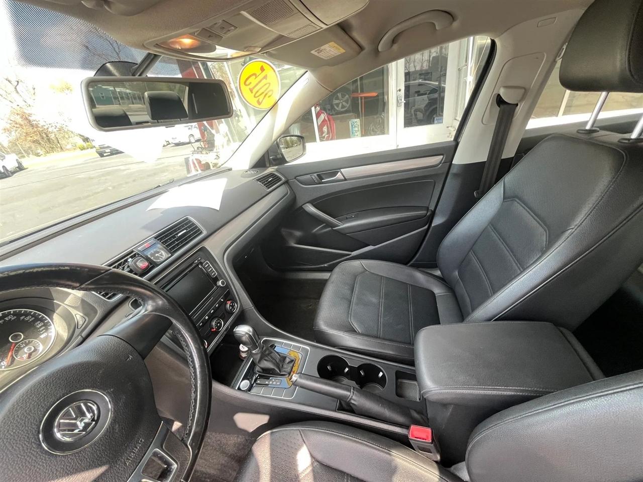 Volkswagen Passat  2015