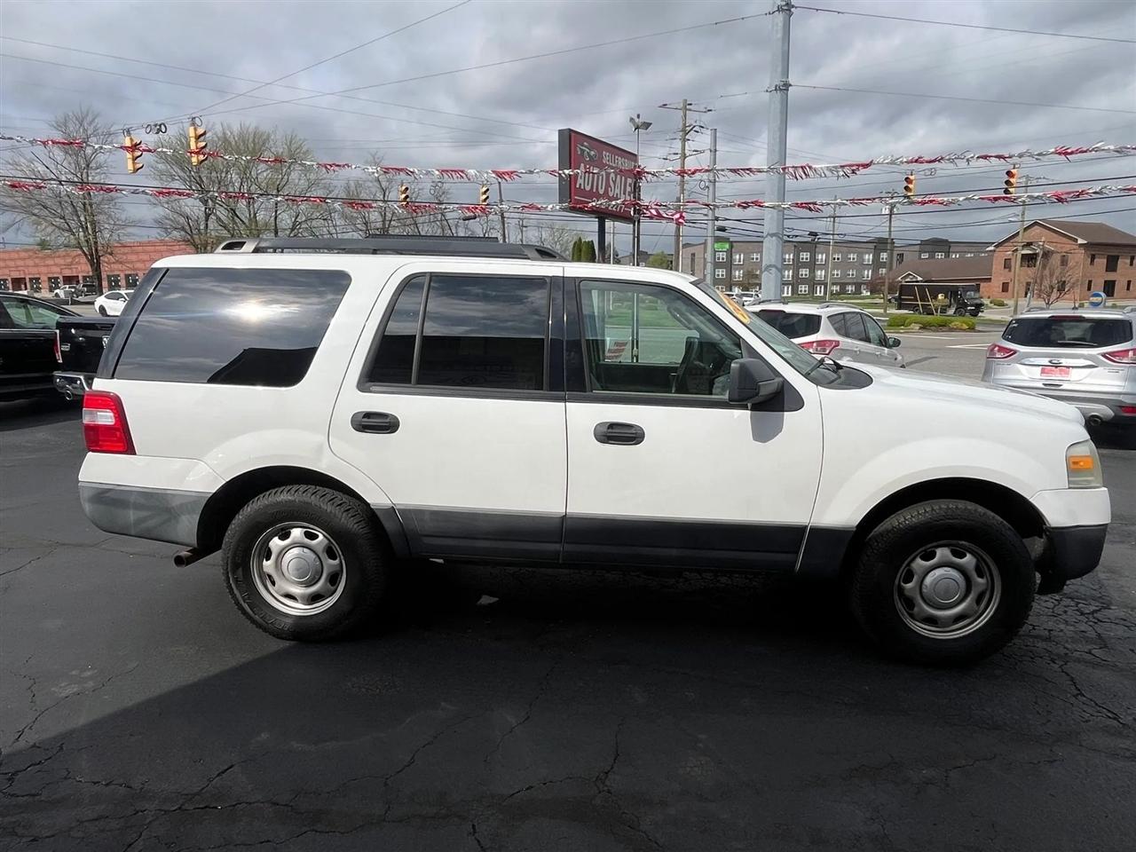 Ford Expedition  2010