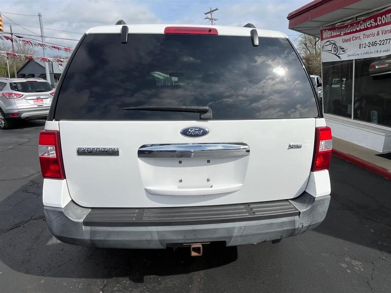 Ford Expedition  2010