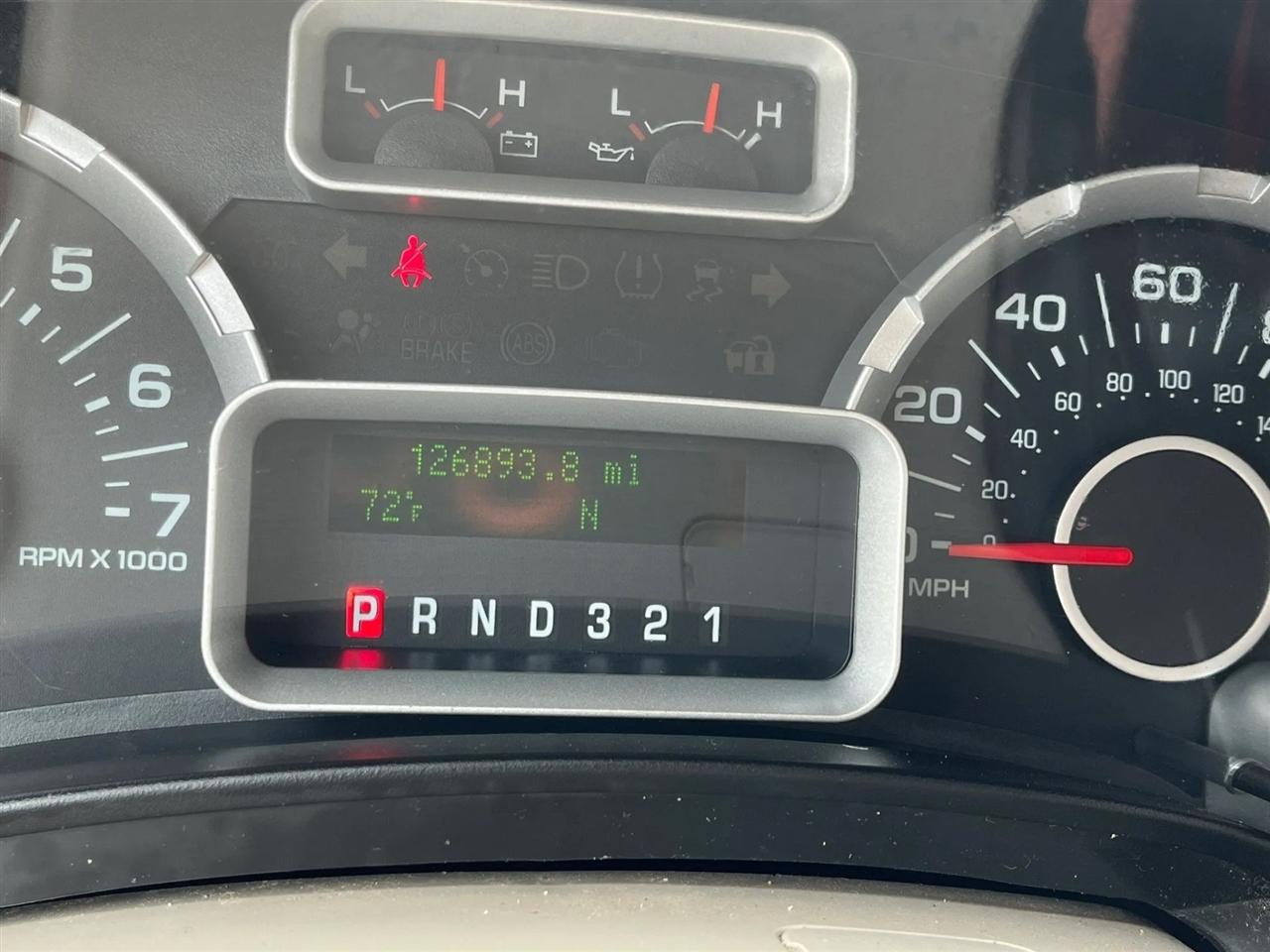 Ford Expedition  2010