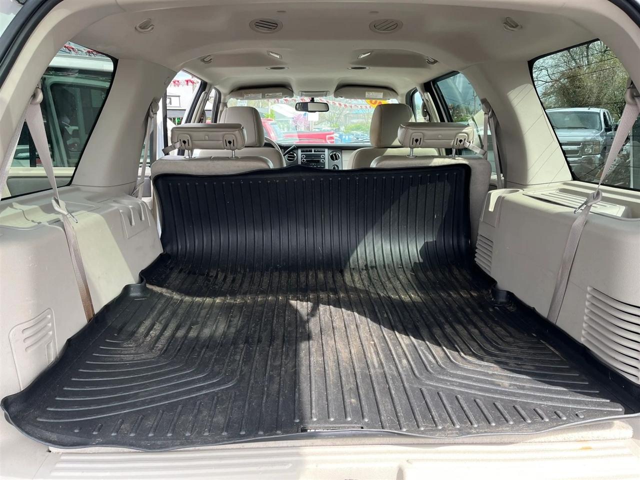 Ford Expedition  2010