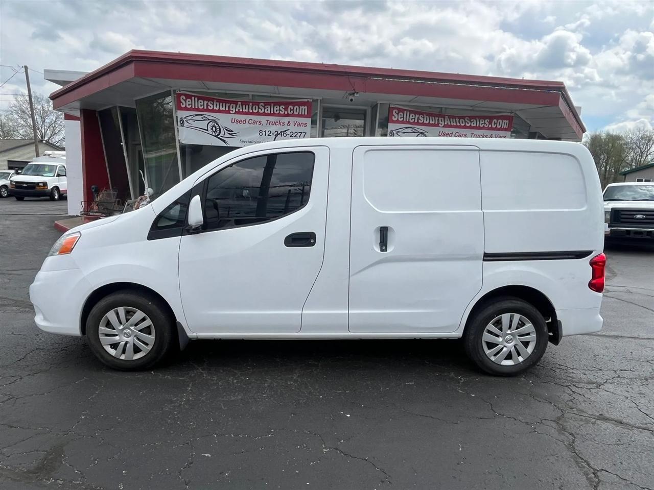 Nissan NV200  2014