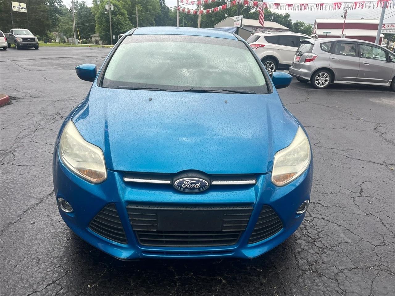 Ford Focus  2012