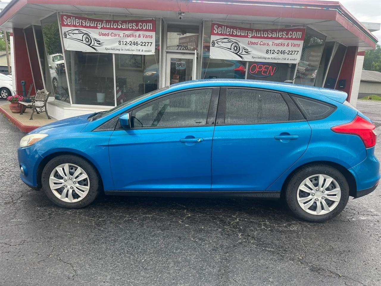 Ford Focus  2012