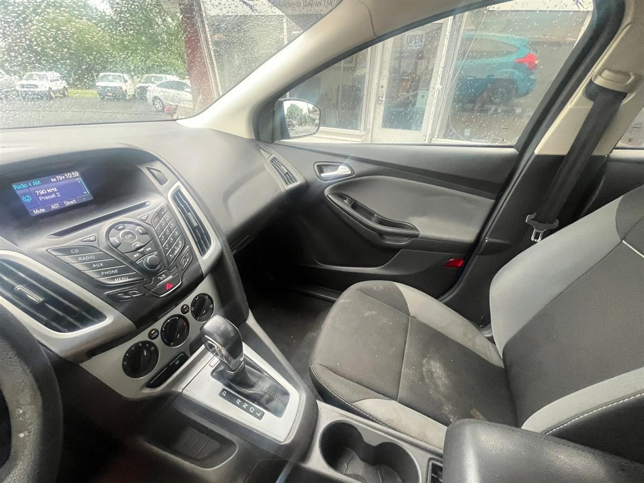 Ford Focus  2012