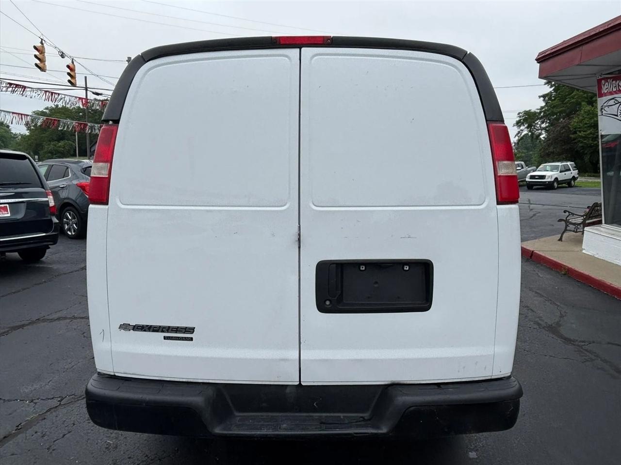 Chevrolet Express  2016