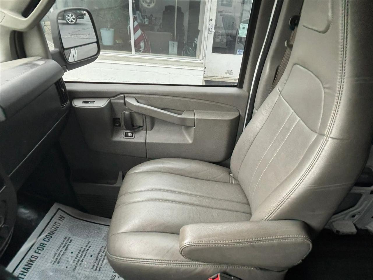Chevrolet Express  2016