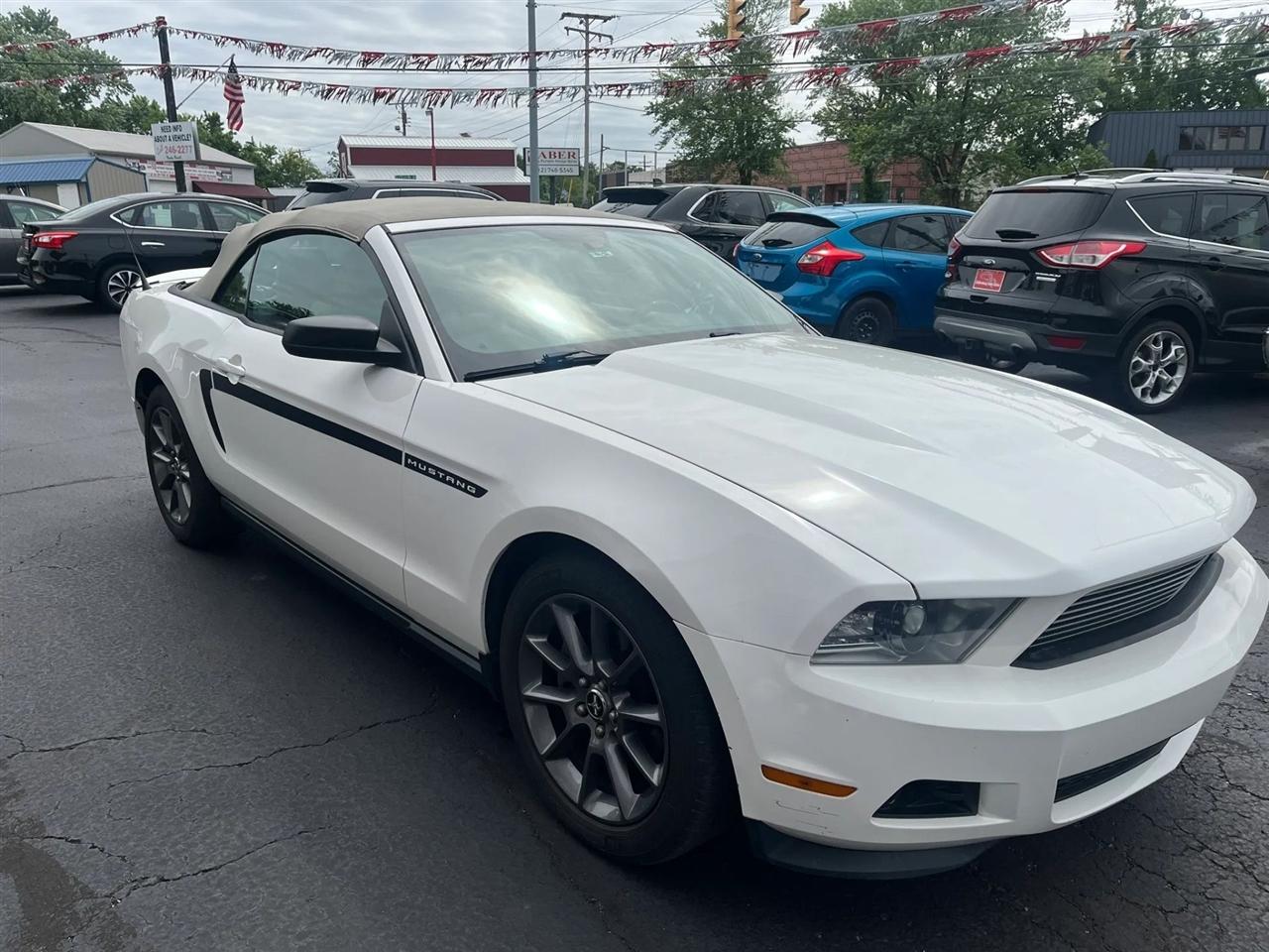 Ford Mustang  2012