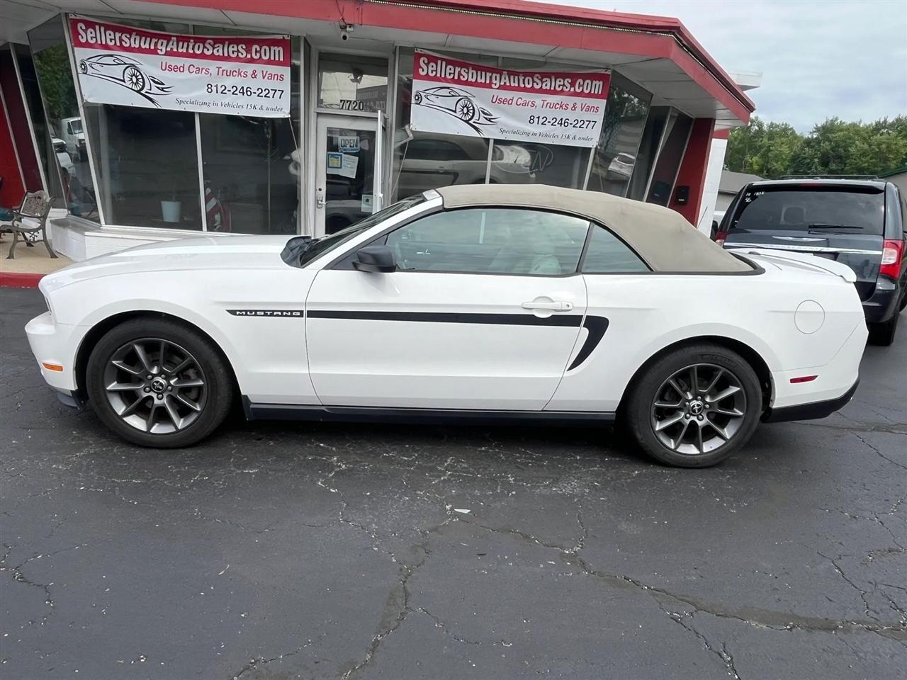 Ford Mustang  2012