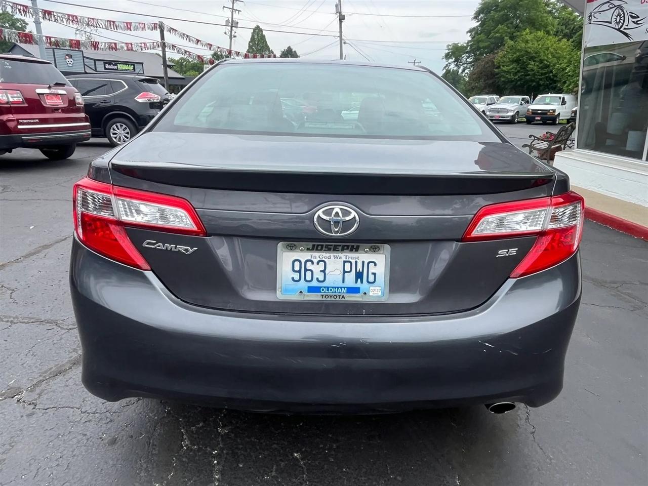 Toyota Camry  2014