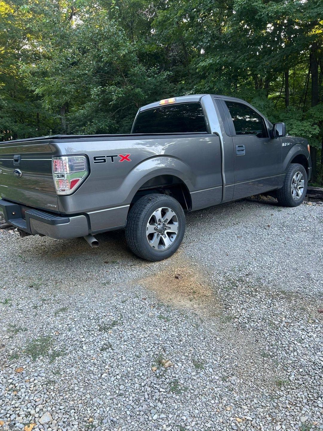 2013 Ford F-150 STX Pickup 2D 6 1/2 ft