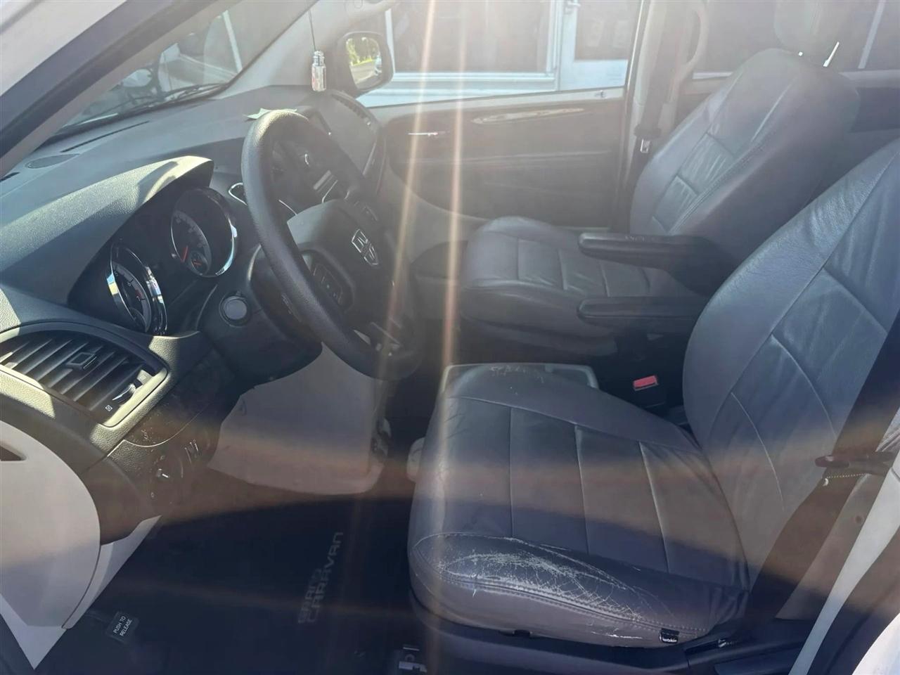 Dodge Grand Caravan  2011
