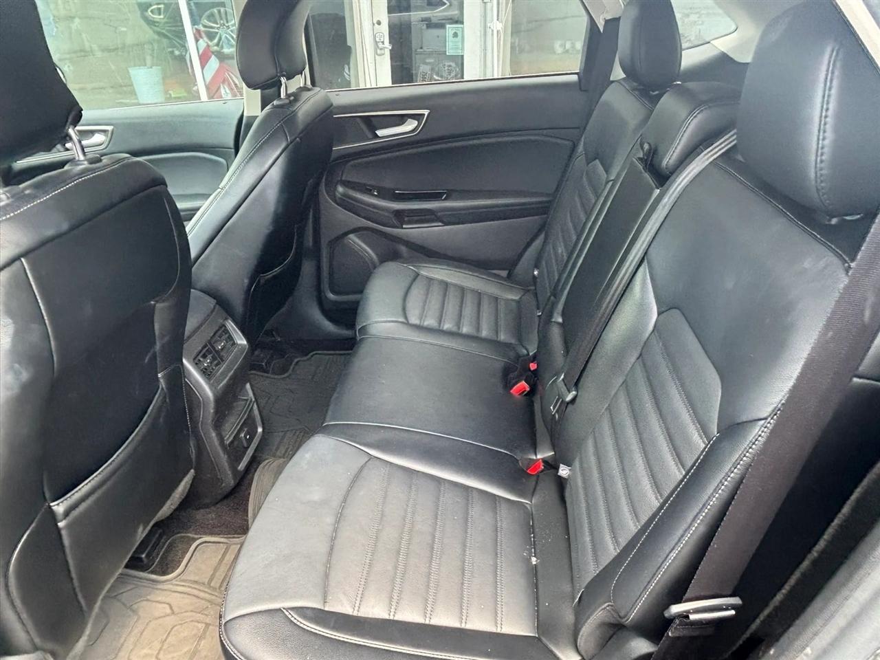 Ford Edge  2015