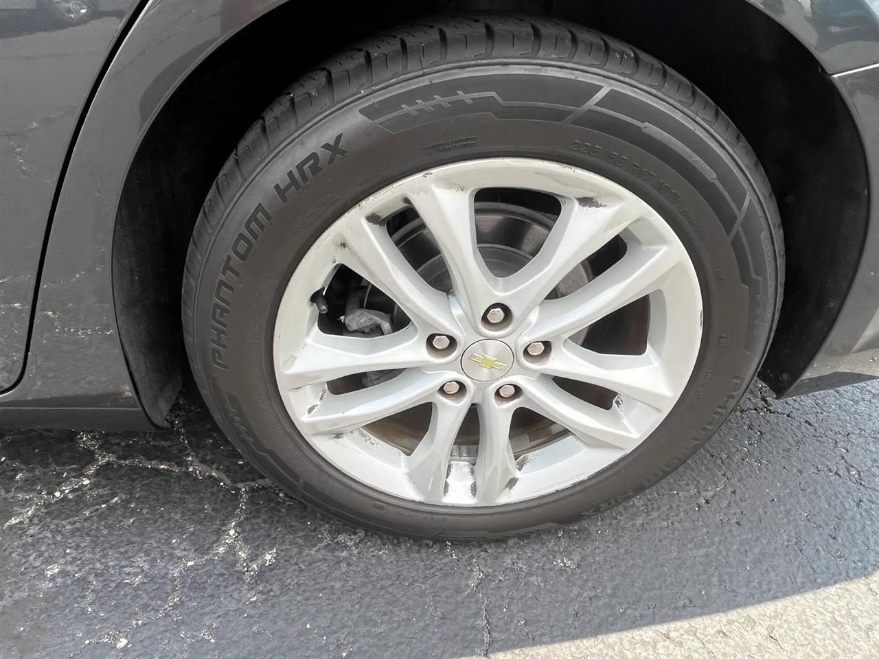 Chevrolet Malibu  2018