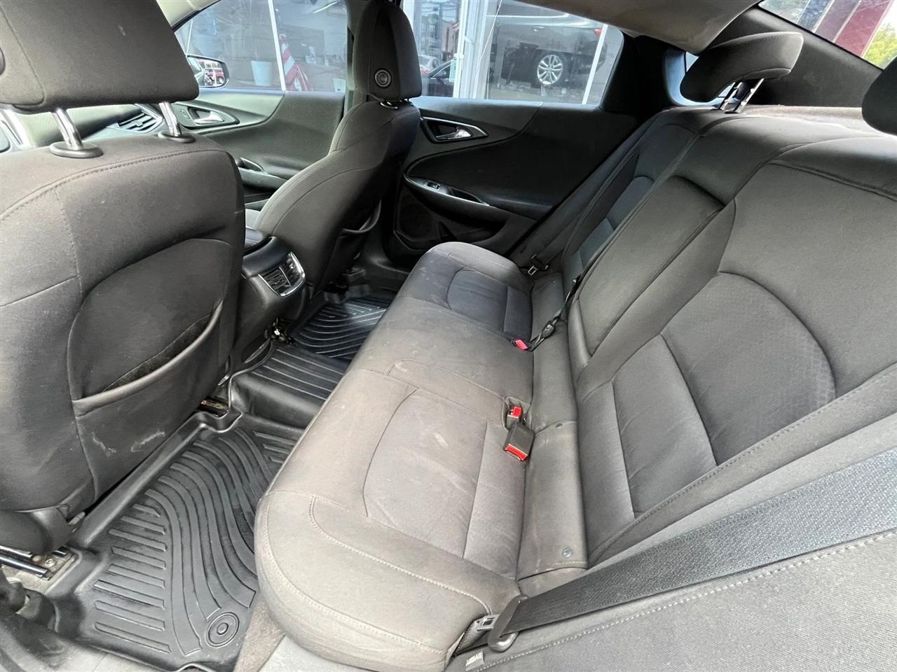 Chevrolet Malibu  2018