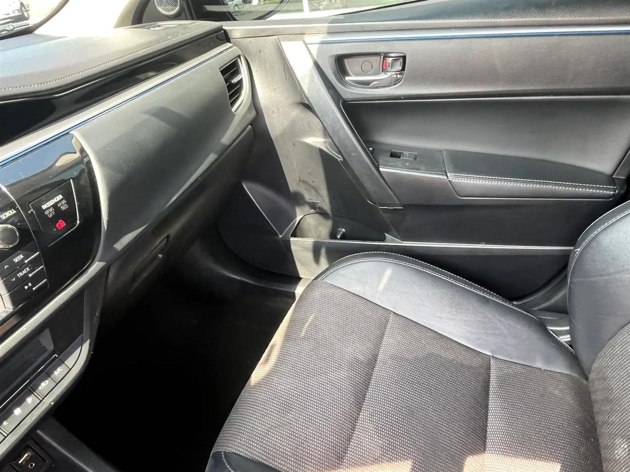 Toyota Corolla  2016