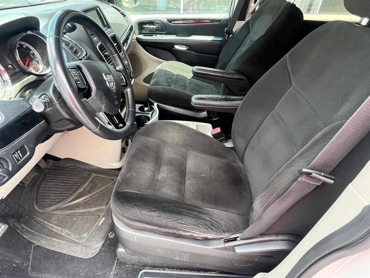 Dodge Grand Caravan  2015