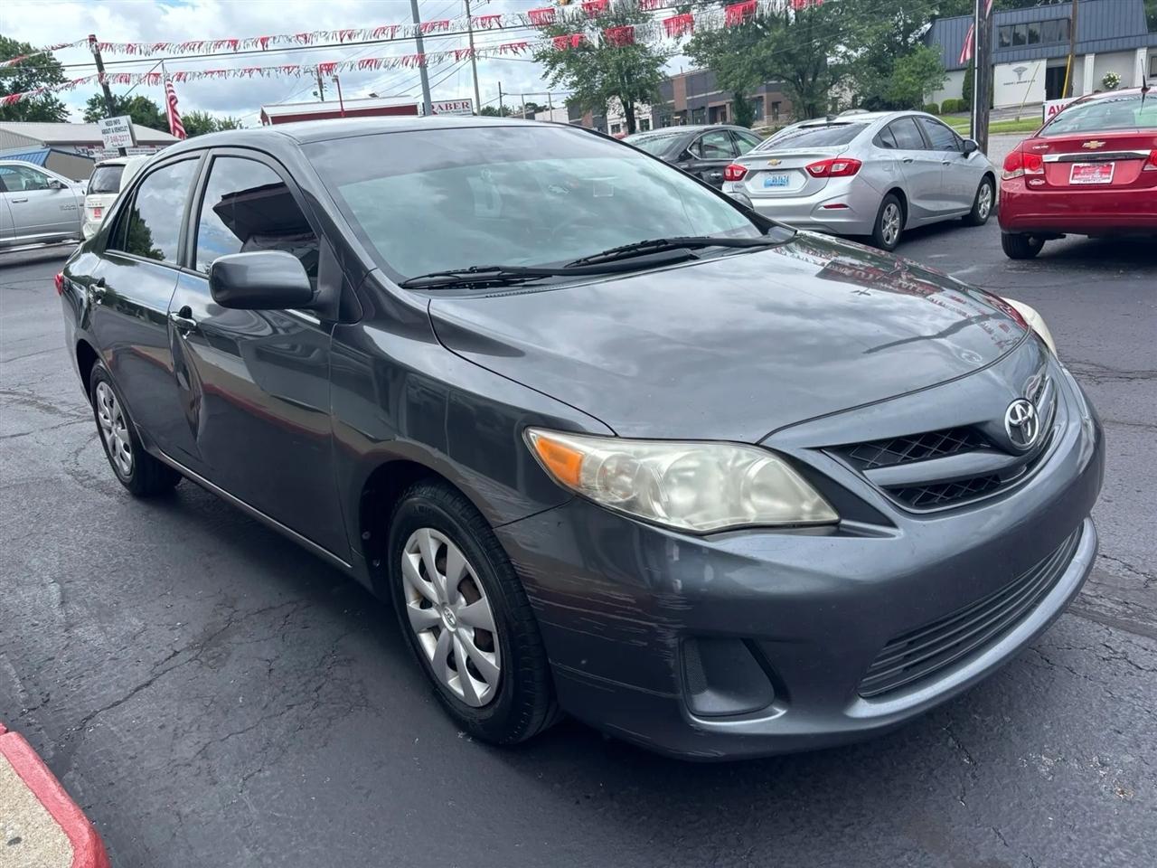 Toyota Corolla  2011