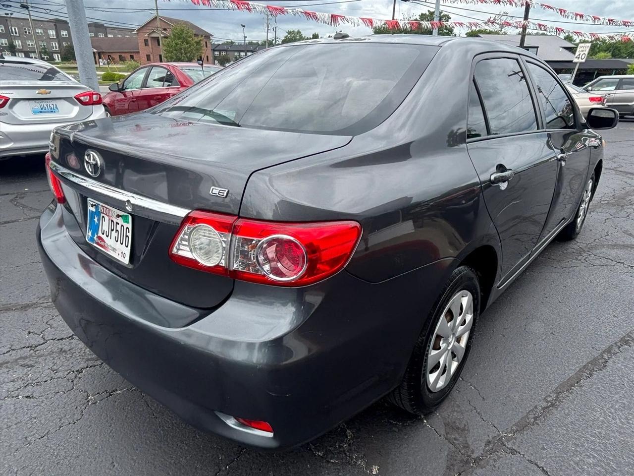 Toyota Corolla  2011
