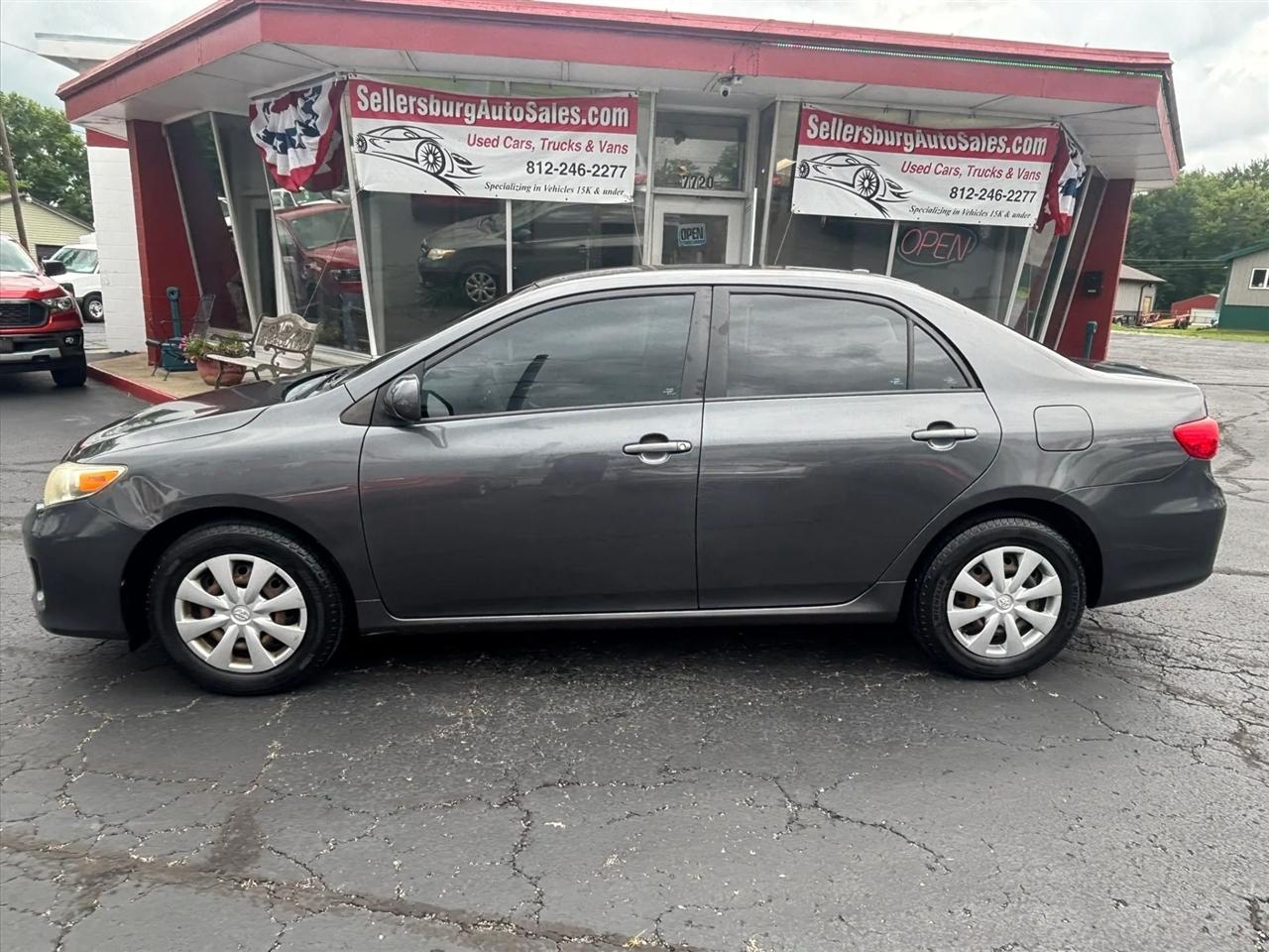 Toyota Corolla  2011