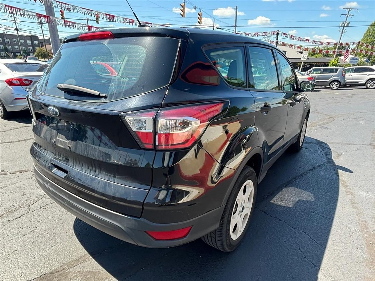 Ford Escape  2017