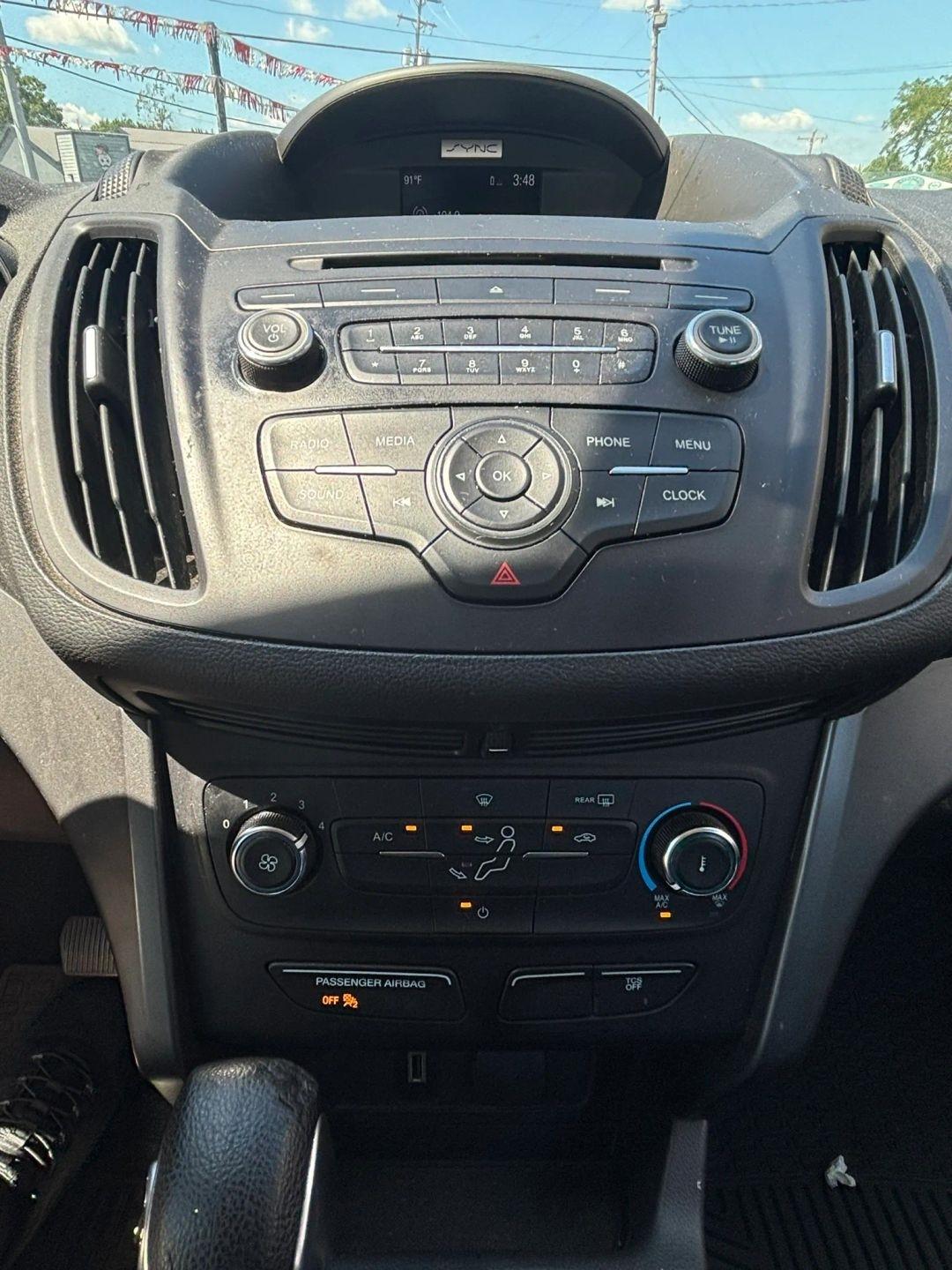 Ford Escape  2017