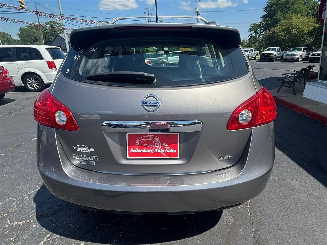 Nissan Rogue Select  2015