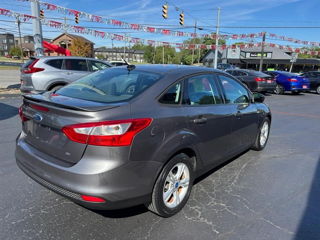 Ford Focus  2012