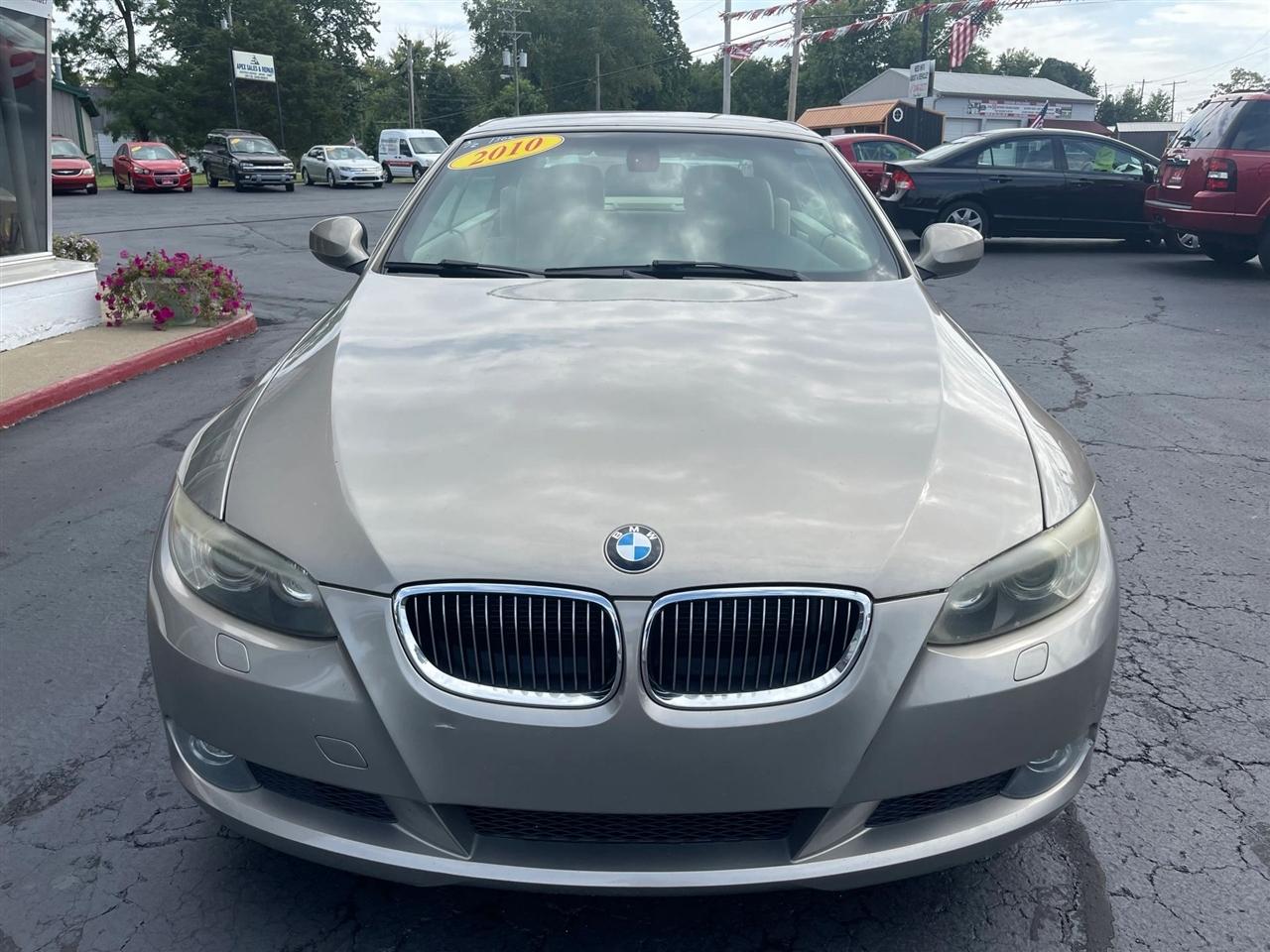 BMW 3-Series  2010